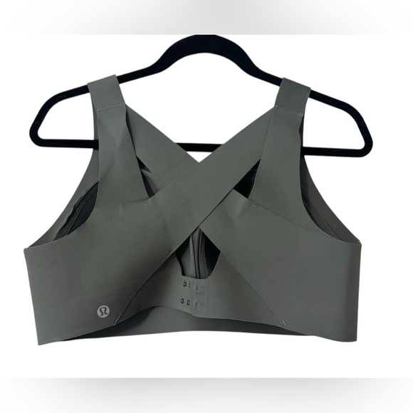 Lululemon Enlite Bra- 38D - Picture 5 of 9